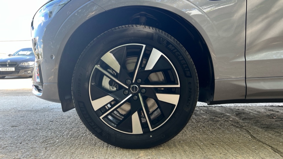 Used Volvo XC60 2025 for sale - 75966889: Photo 25
