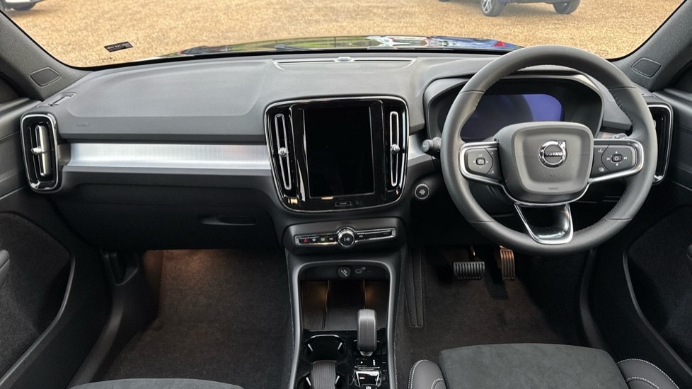 Used Volvo XC40 2025 for sale - 76874551: Photo 21