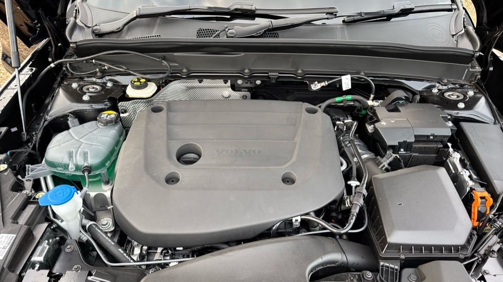 Used Volvo XC40 2025 for sale - 76874551: Photo 23