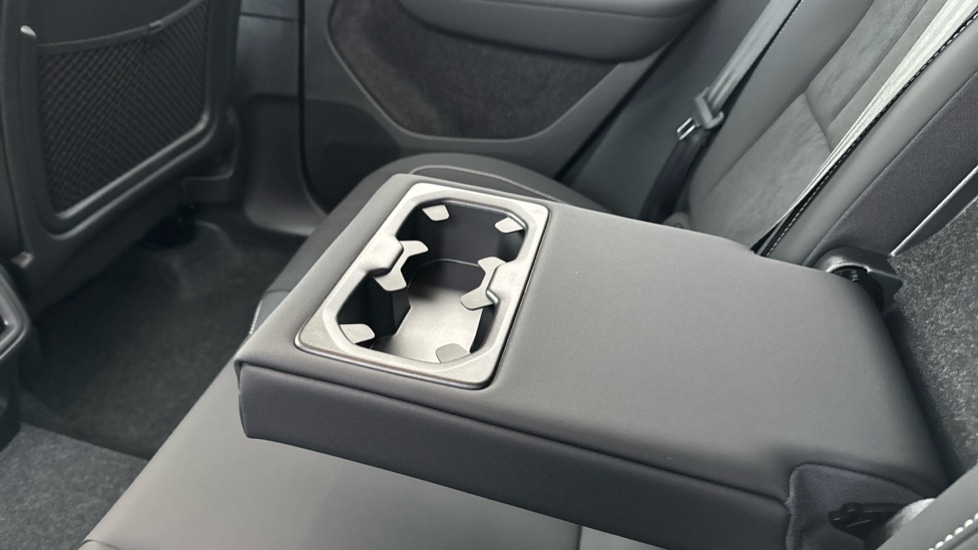 Used Volvo XC40 2025 for sale - 76874551: Photo 31