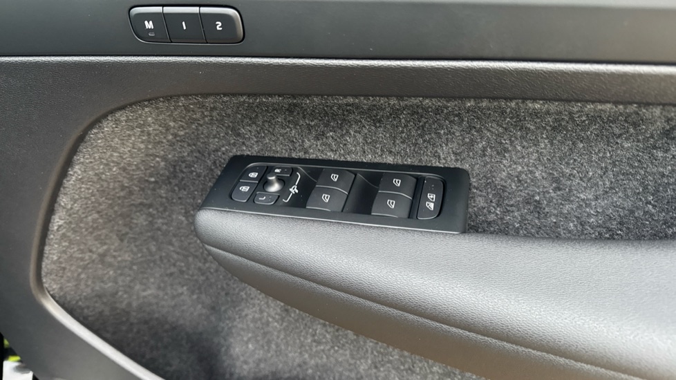 Used Volvo XC40 2025 for sale - 76874551: Photo 33