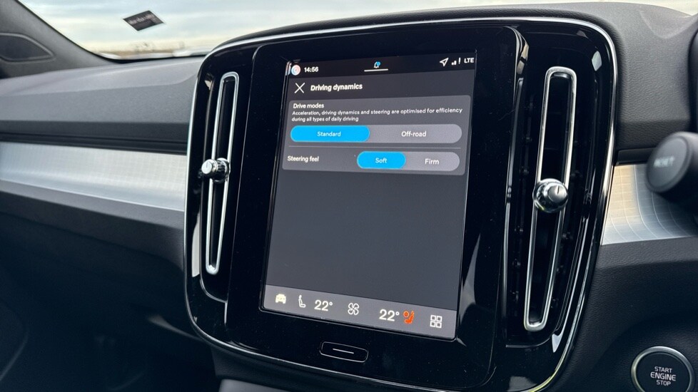 Used Volvo XC40 2025 for sale - 76874551: Photo 41