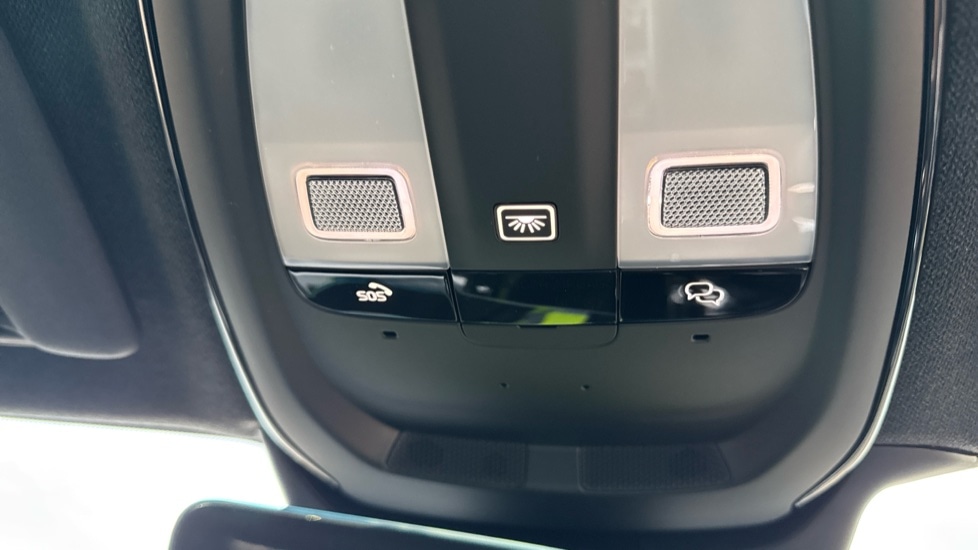 Used Volvo XC40 2025 for sale - 76874551: Photo 44