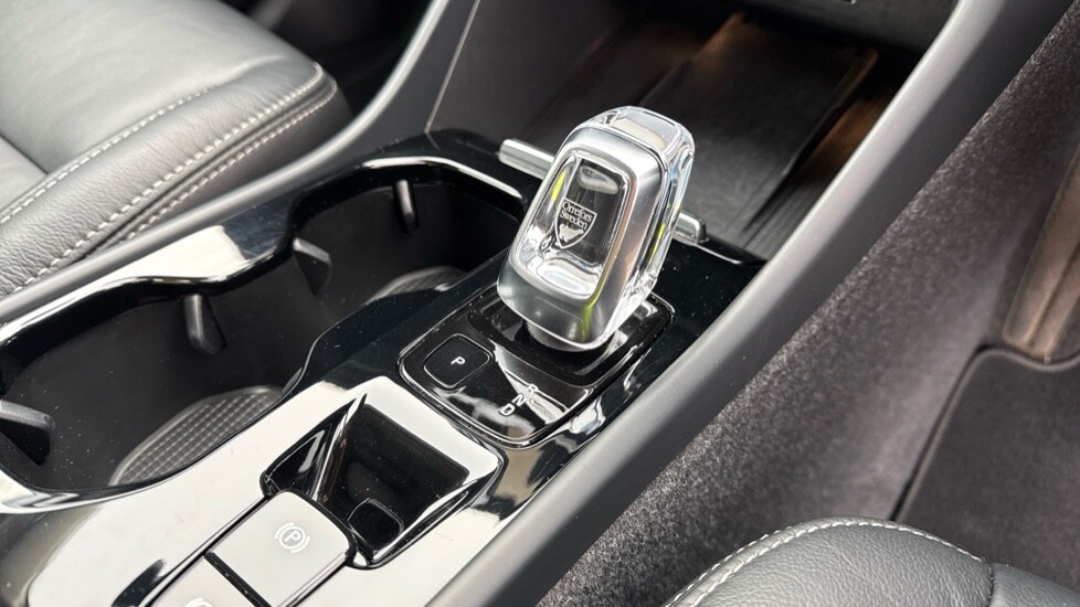 Used Volvo XC40 2021 for sale - 76914946: Photo 14