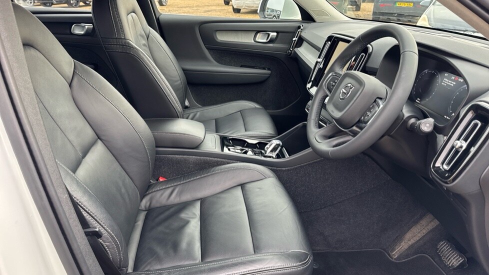 Used Volvo XC40 2021 for sale - 76914946: Photo 9