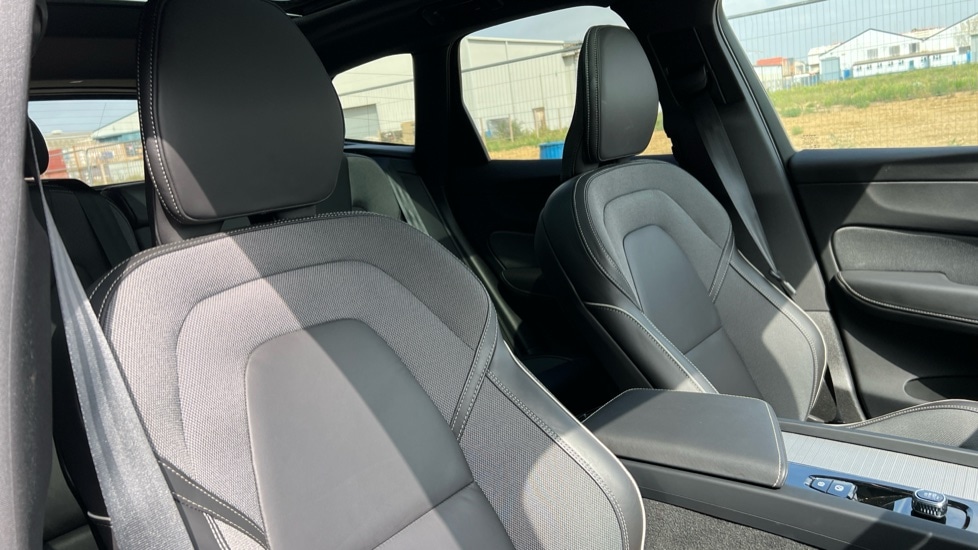 Used Volvo XC60 2024 for sale - 76420410: Photo 46