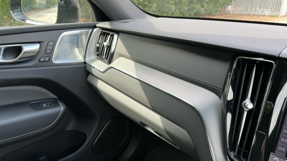 Used Volvo XC60 2024 for sale - 76420410: Photo 50