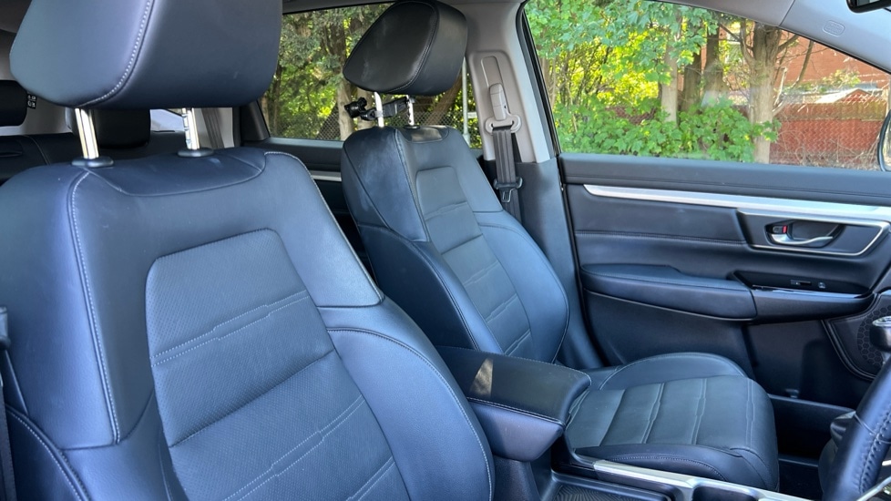 Used Honda CR-V 2019 for sale - 76404819: Photo 28