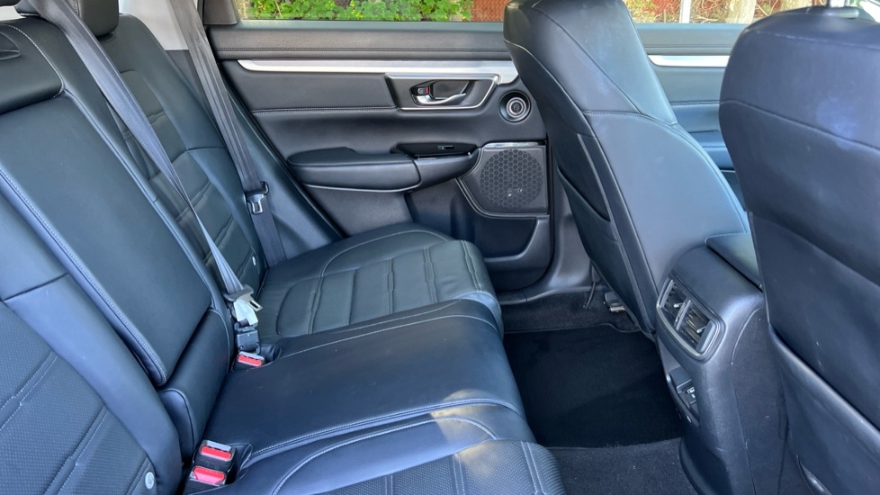 Used Honda CR-V 2019 for sale - 76404819: Photo 31