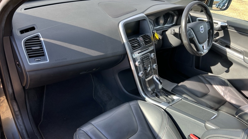 Used Volvo XC60 2016 for sale - 76007953: Photo 4