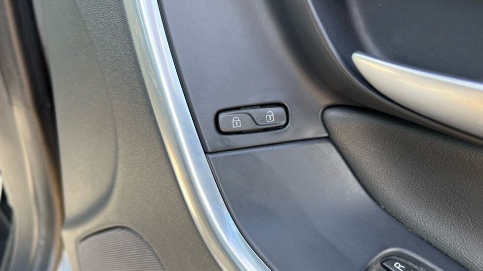 Used Volvo XC60 2016 for sale - 76007953: Photo 45