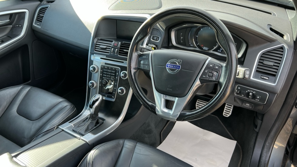 Used Volvo XC60 2016 for sale - 76007953: Photo 5