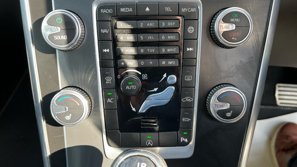 Used Volvo XC60 2016 for sale - 76007953: Photo 51