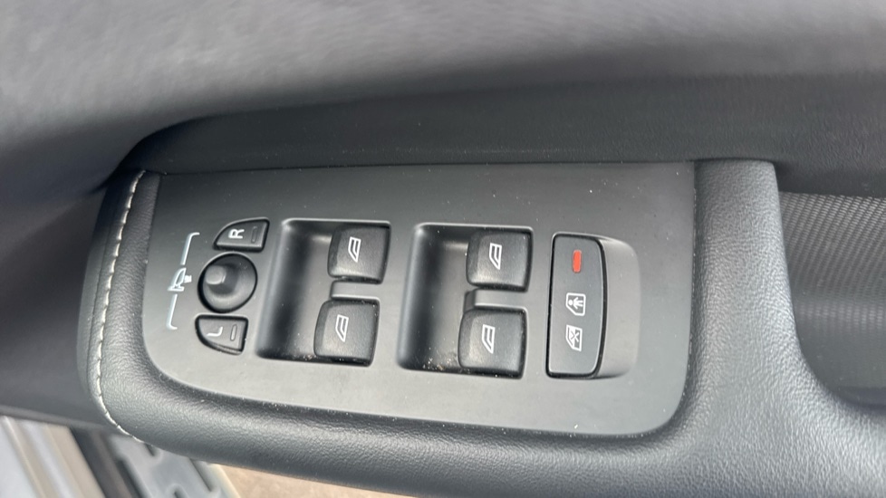 Vehicle 33