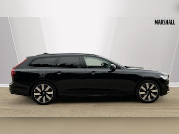 Used Volvo V90 2024 for sale - 75439646: Photo