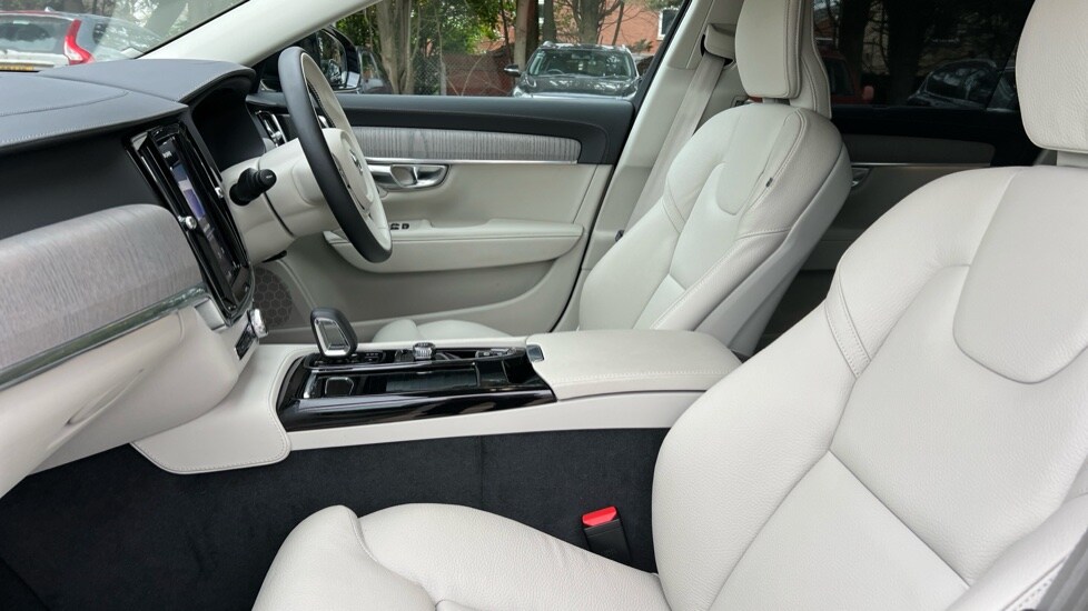 Used Volvo V90 2024 for sale - 75439646: Photo 46