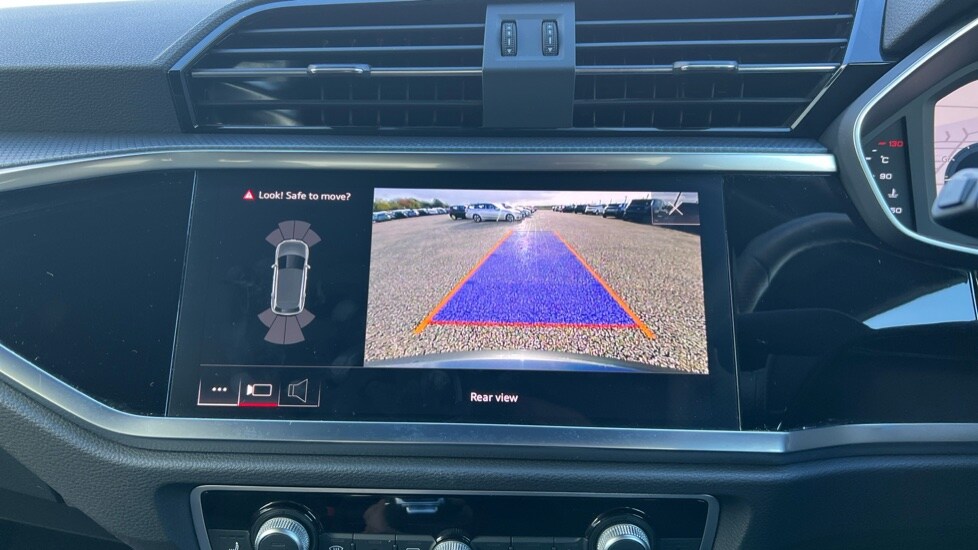 Used Audi Q3 2022 for sale - 76273046: Photo 28