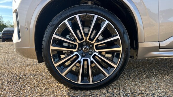 Used Volvo XC90 2025 for sale - 76116770: Photo 25