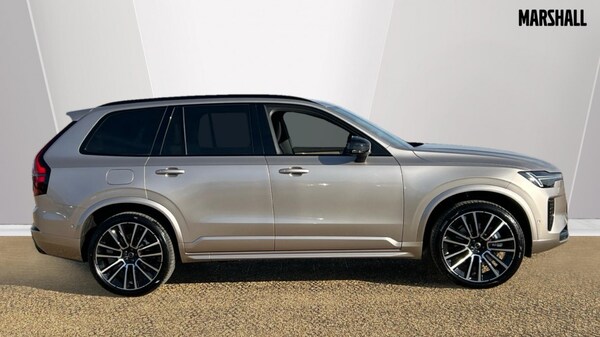 Used Volvo XC90 2025 for sale - 76116770: Photo 3