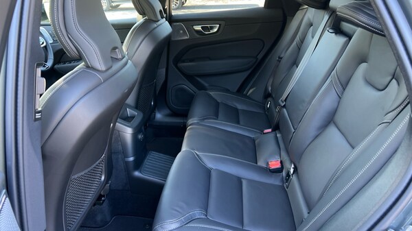 Used Volvo XC60 2025 for sale - 75439920: Photo 10