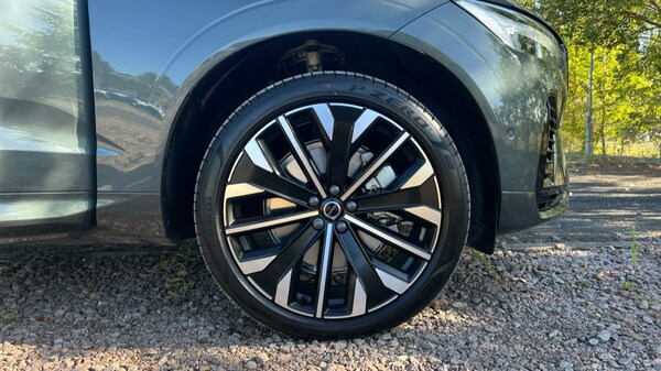 Used Volvo XC60 2025 for sale - 75439920: Photo 16