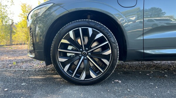 Used Volvo XC60 2025 for sale - 75439920: Photo 25