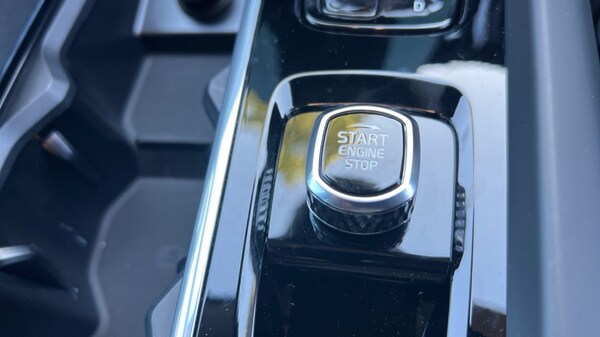 Used Volvo XC60 2025 for sale - 75439920: Photo 28
