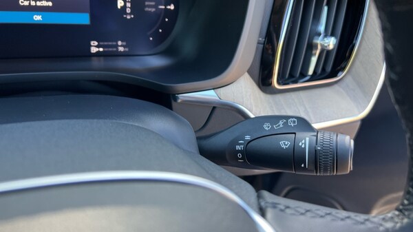 Used Volvo XC60 2025 for sale - 75439920: Photo 30