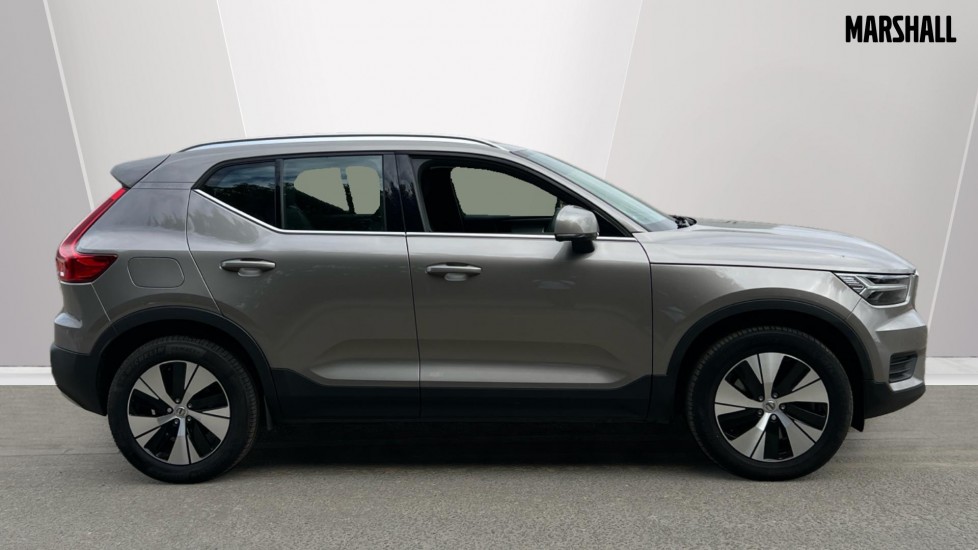 Used Volvo XC40 2022 for sale - 75979888: Photo 2
