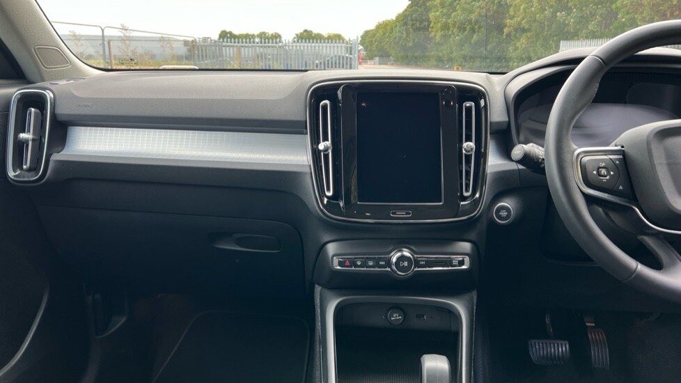 Used Volvo XC40 2022 for sale - 75979888: Photo 28