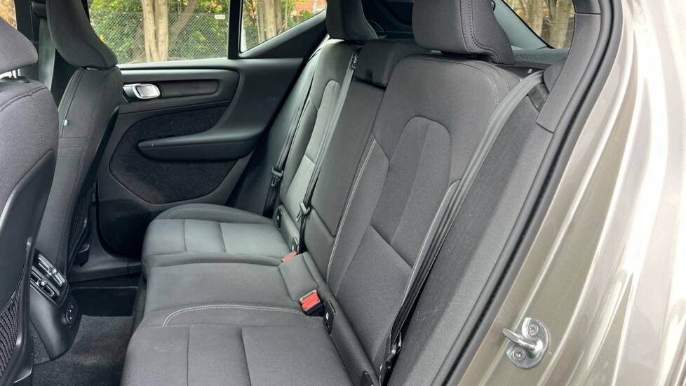 Used Volvo XC40 2022 for sale - 75979888: Photo 40