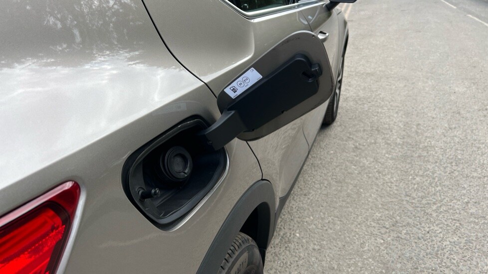 Used Volvo XC40 2022 for sale - 75979888: Photo 44