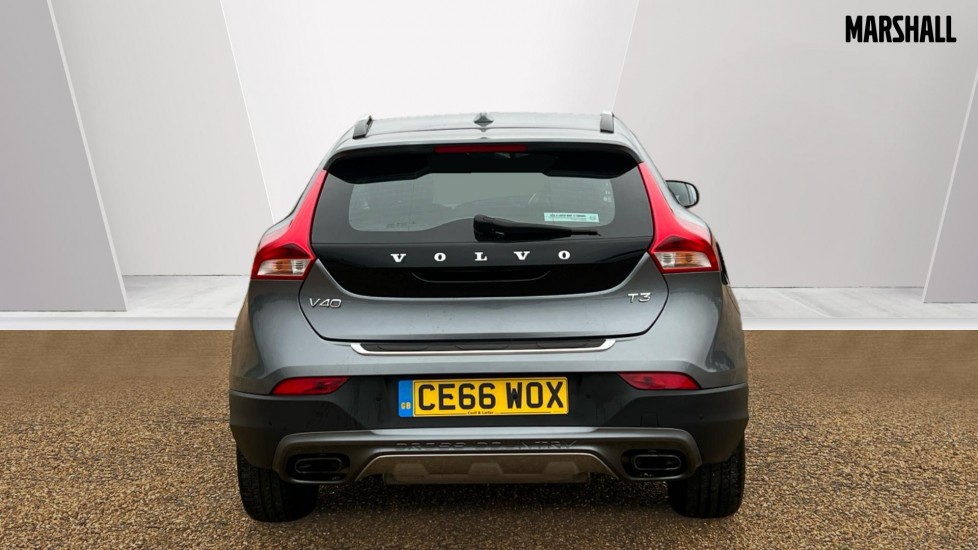 Used Volvo V40 2016 for sale - 76261522: Photo 13