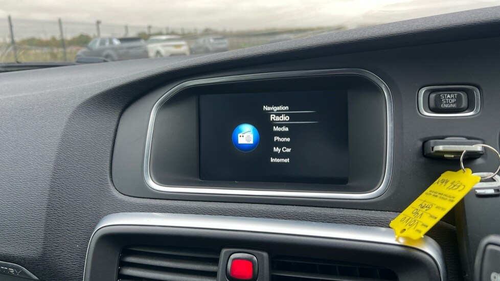 Used Volvo V40 2016 for sale - 76261522: Photo 34