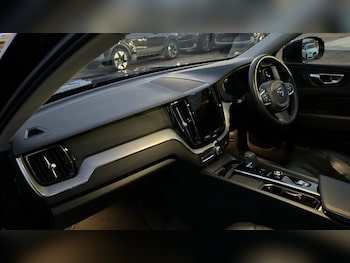 Used Volvo XC60 2023 for sale - 76580246: Photo