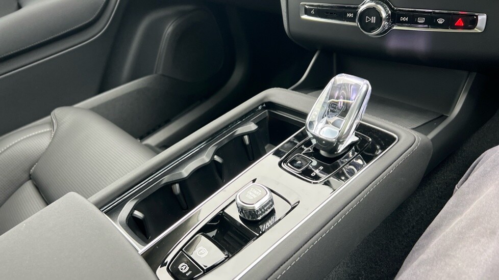 Used Volvo XC90 2025 for sale - 76117058: Photo 14