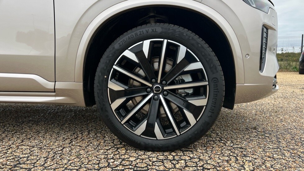 Used Volvo XC90 2025 for sale - 76117058: Photo 16