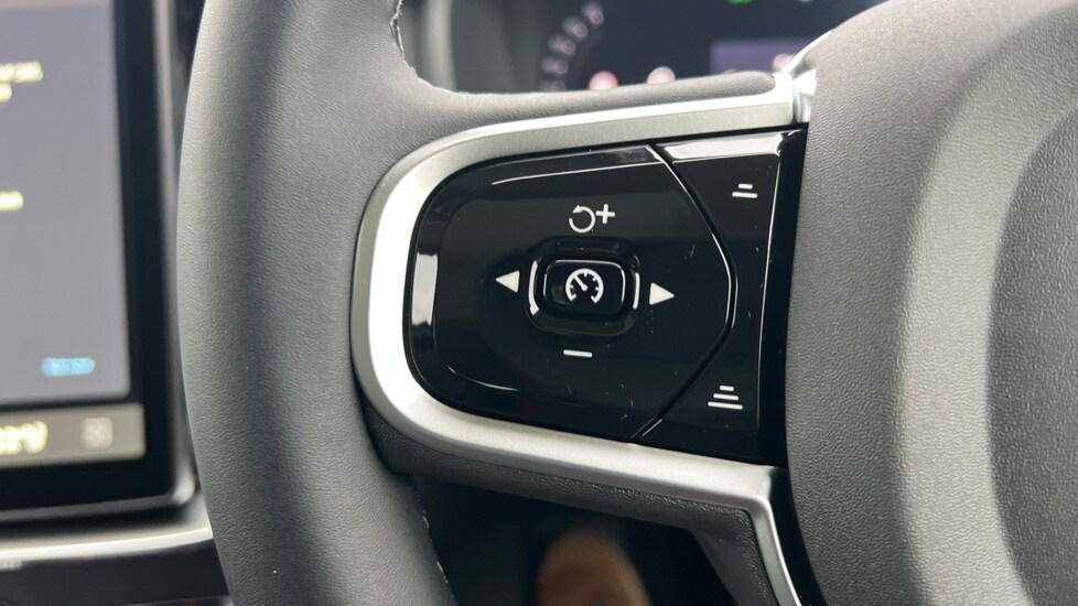 Used Volvo XC90 2025 for sale - 76117058: Photo 18