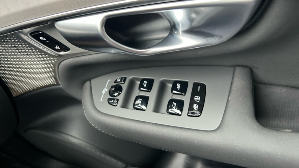 Used Volvo XC90 2025 for sale - 76117058: Photo 33