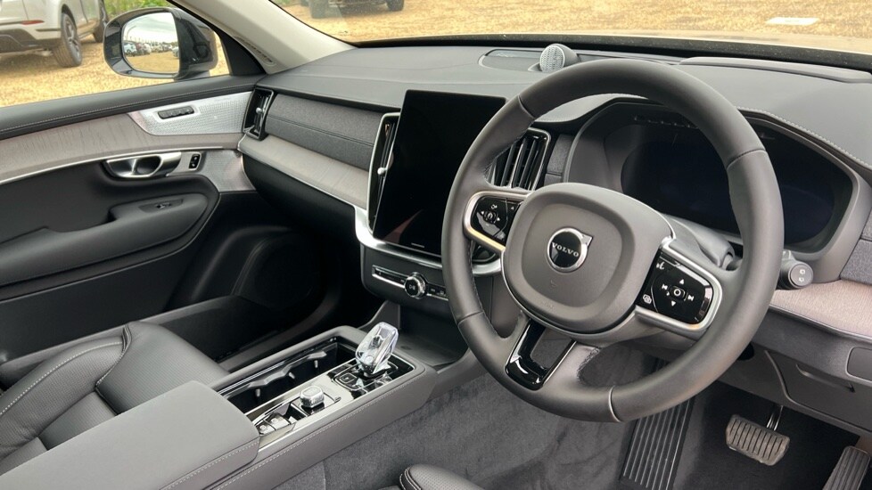 Used Volvo XC90 2025 for sale - 76117058: Photo 5