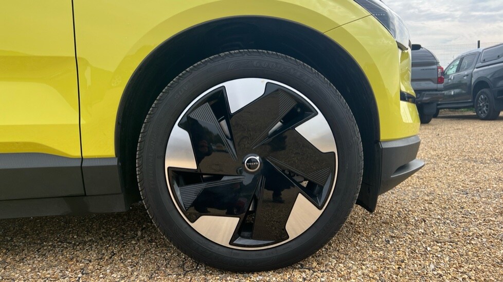 Used Volvo EX30 2025 for sale - 75439772: Photo 16