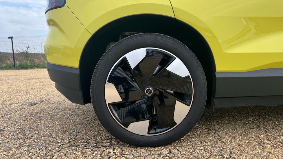 Used Volvo EX30 2025 for sale - 75439772: Photo 24