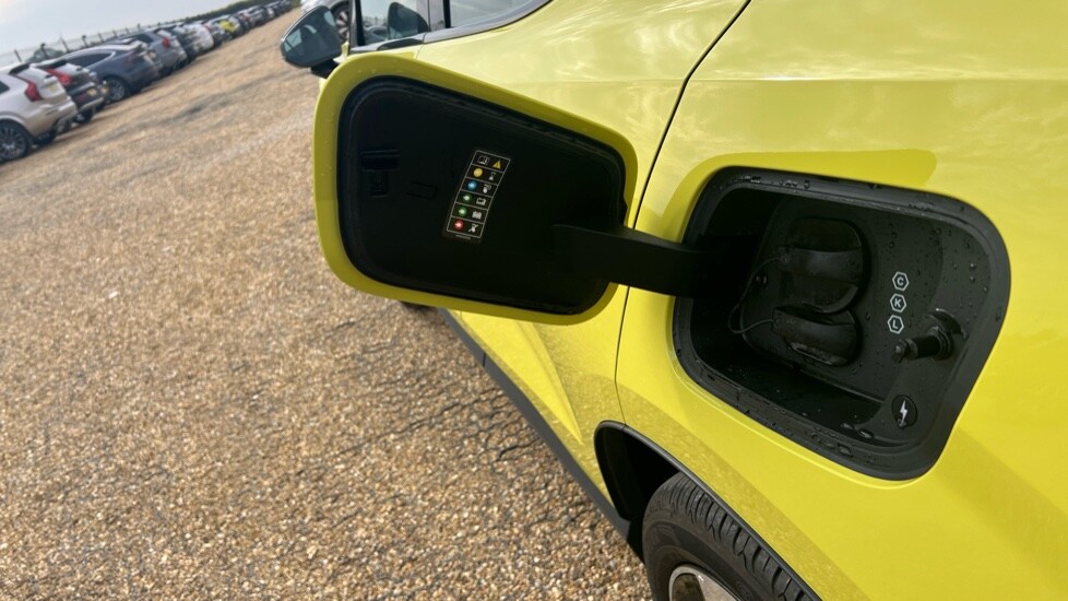 Used Volvo EX30 2025 for sale - 75439772: Photo 42