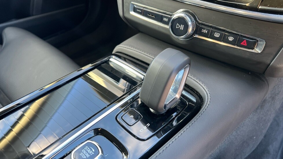 Used Volvo V90 2024 for sale - 76332184: Photo 14