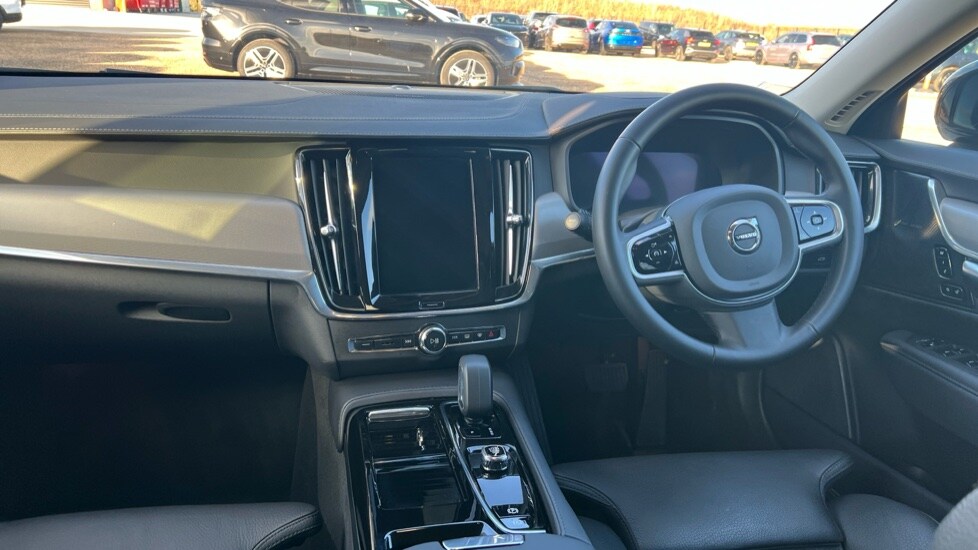 Used Volvo V90 2024 for sale - 76332184: Photo 21