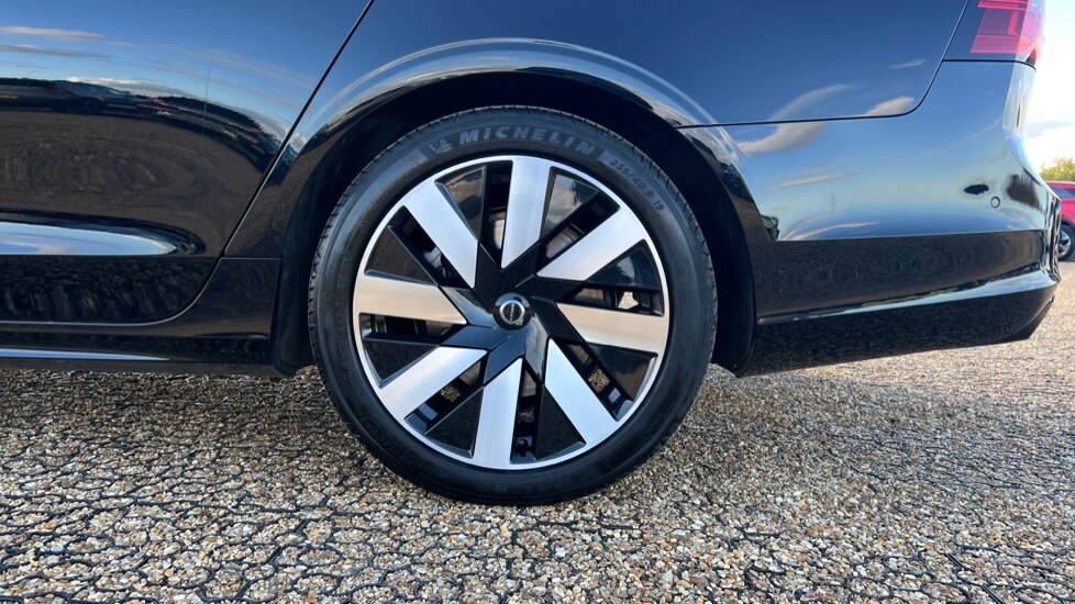 Used Volvo V90 2024 for sale - 76332184: Photo 26