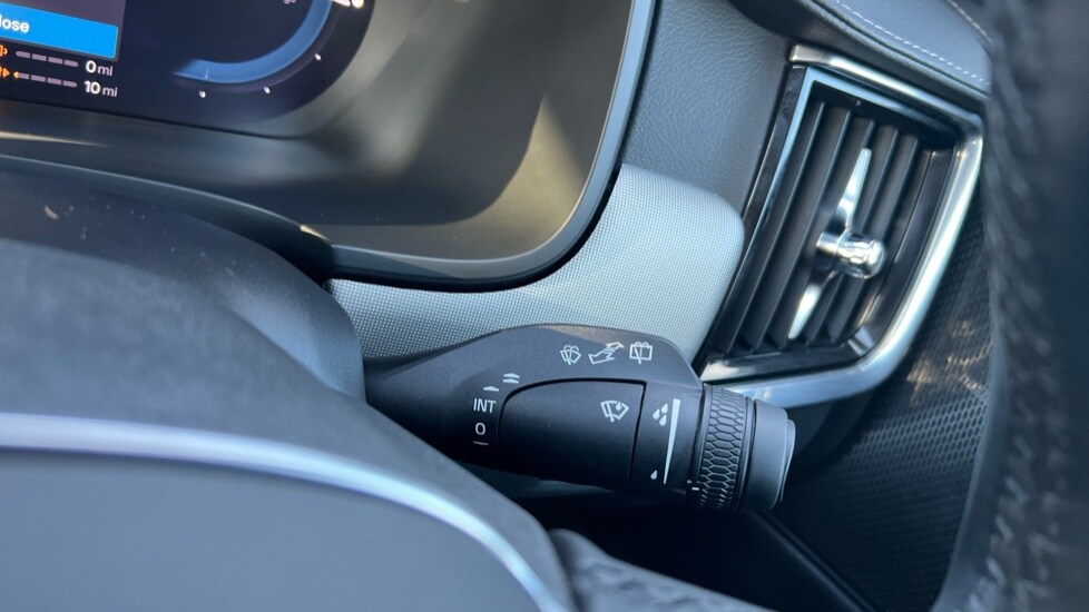 Used Volvo V90 2024 for sale - 76332184: Photo 30