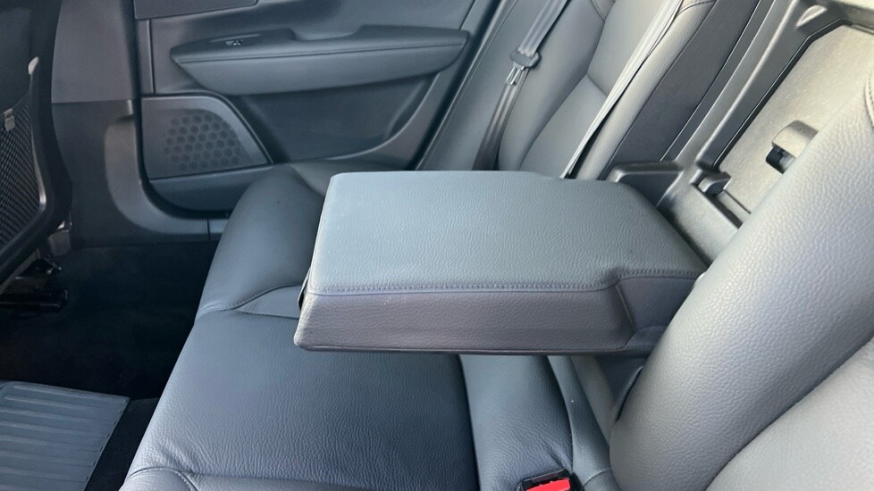 Used Volvo V90 2024 for sale - 76332184: Photo 31