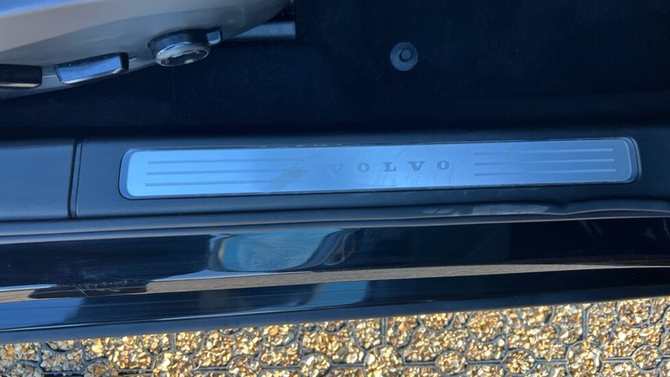 Used Volvo V90 2024 for sale - 76332184: Photo 43