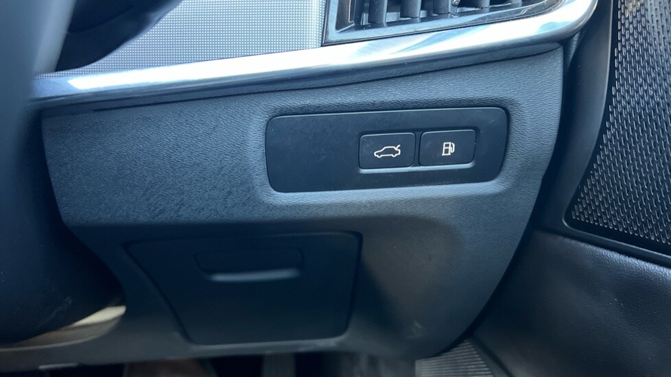 Used Volvo V90 2024 for sale - 76332184: Photo 45